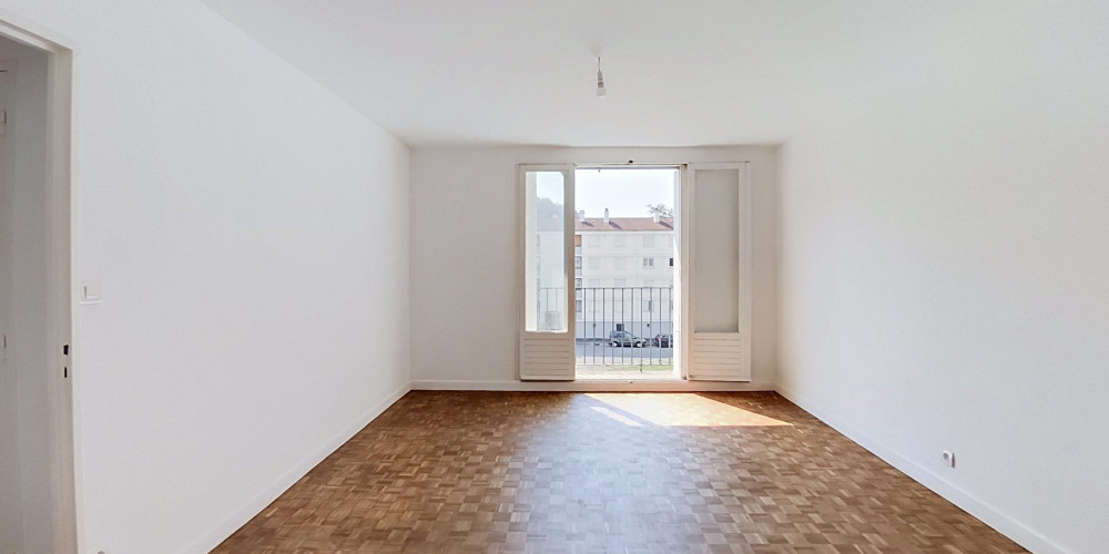appartement à GELOS (64110)