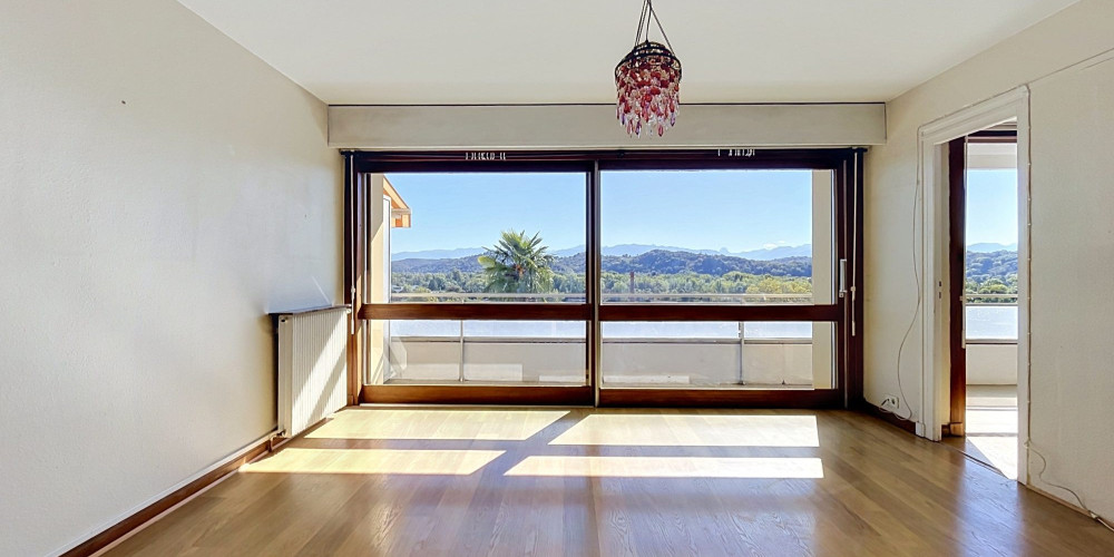 appartement à PAU (64000)