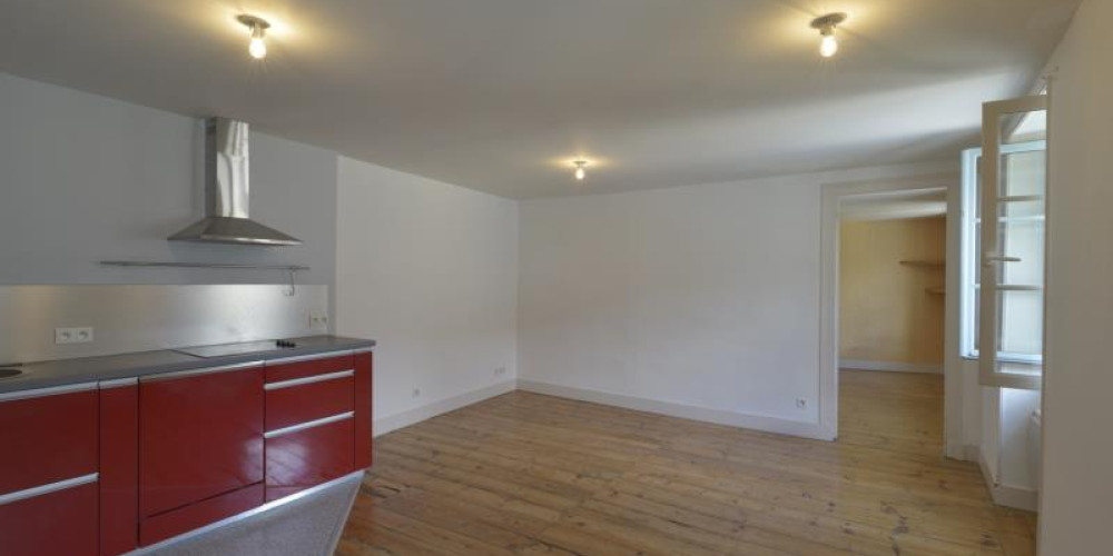 appartement à PAU (64000)