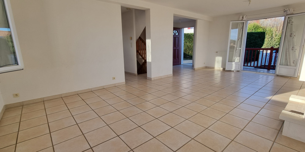 maison à MOUGUERRE (64990)