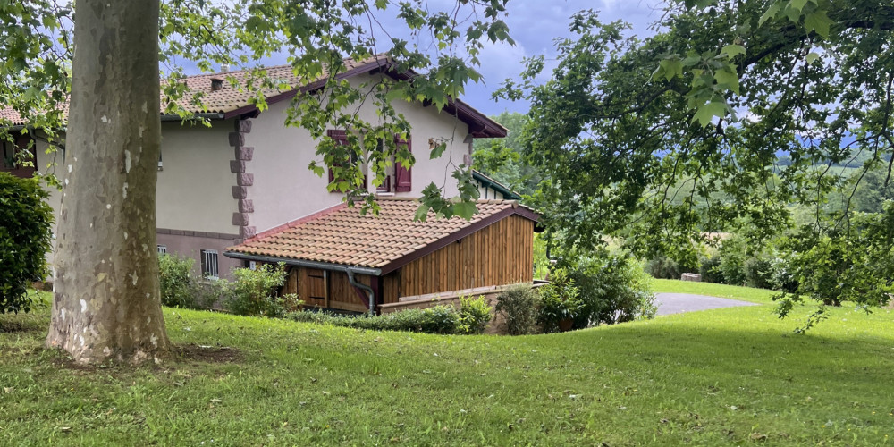 maison à ST JEAN LE VIEUX (64220)