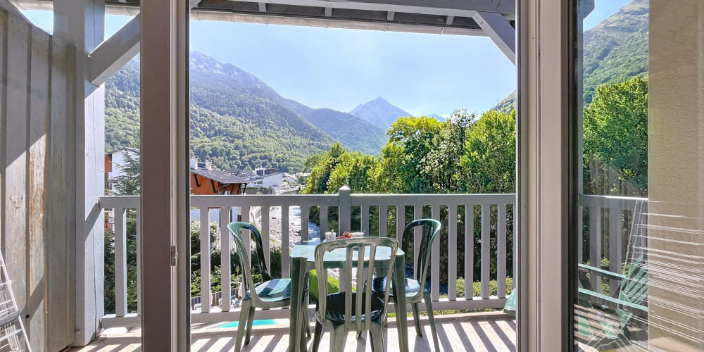 appartement à ST LARY SOULAN (65170)