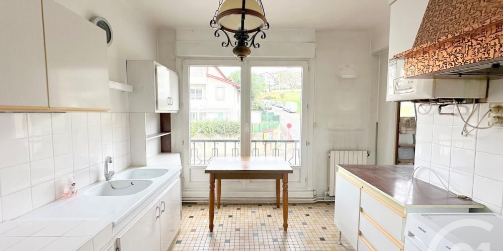appartement à URRUGNE (64700)