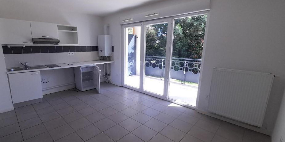 appartement à PAU (64000)