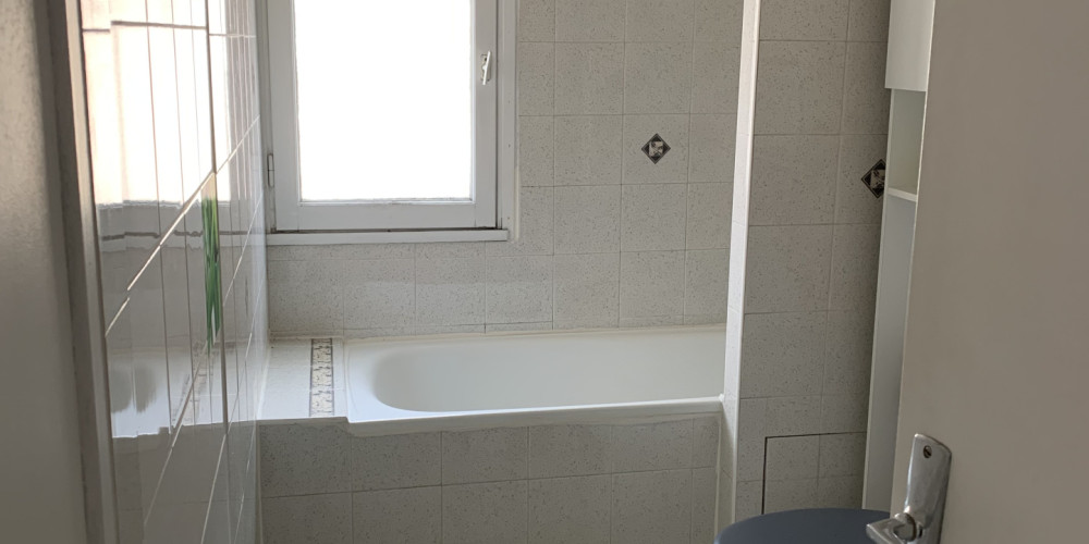 appartement à PAU (64000)