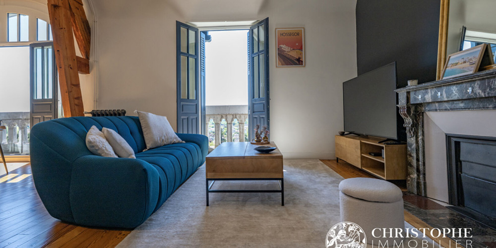 appartement à PAU (64000)