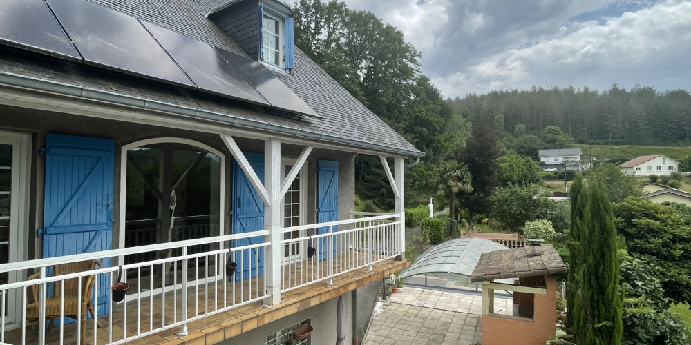 maison à ADE (65100)