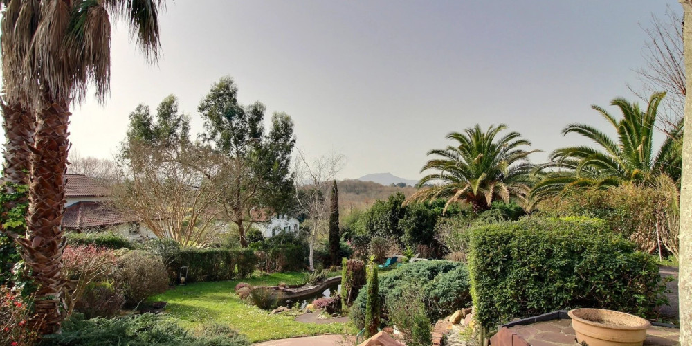 maison à USTARITZ (64480)