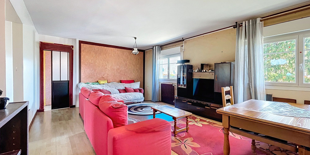 appartement à PAU (64000)