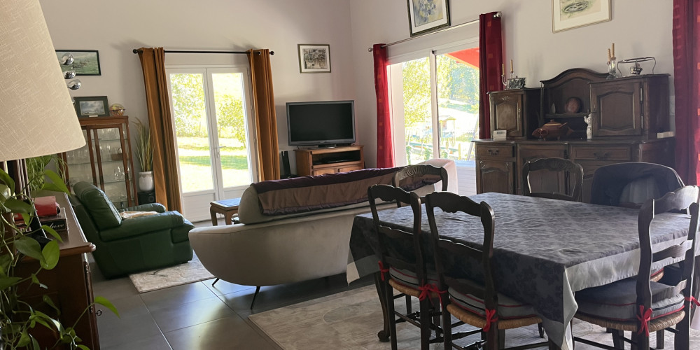 maison à LARRESSORE (64480)