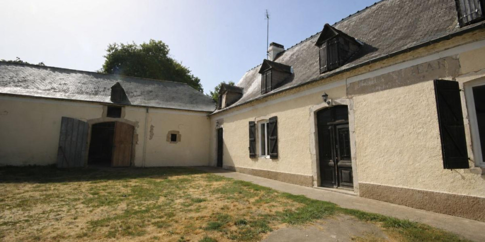 maison à LALONQUETTE (64450)