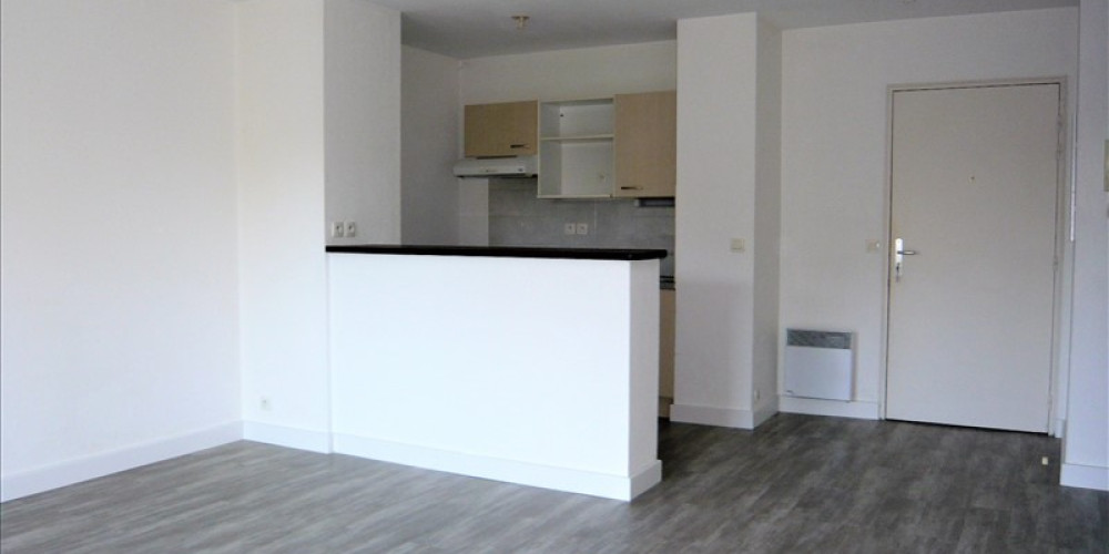 appartement à PAU (64000)