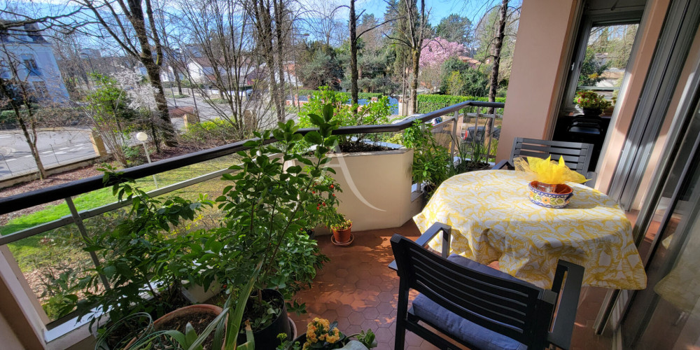 appartement à PAU (64000)