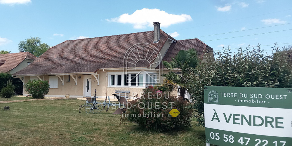 maison à LACQ (64170)