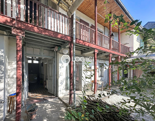 maison  NAY
