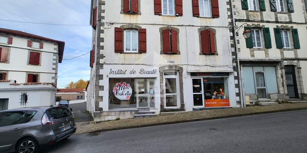 local commercial à HASPARREN (64240)
