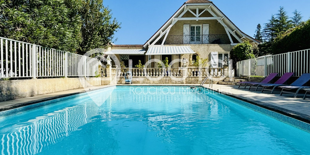 maison à PAU (64000)