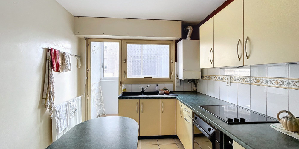 appartement à PAU (64000)