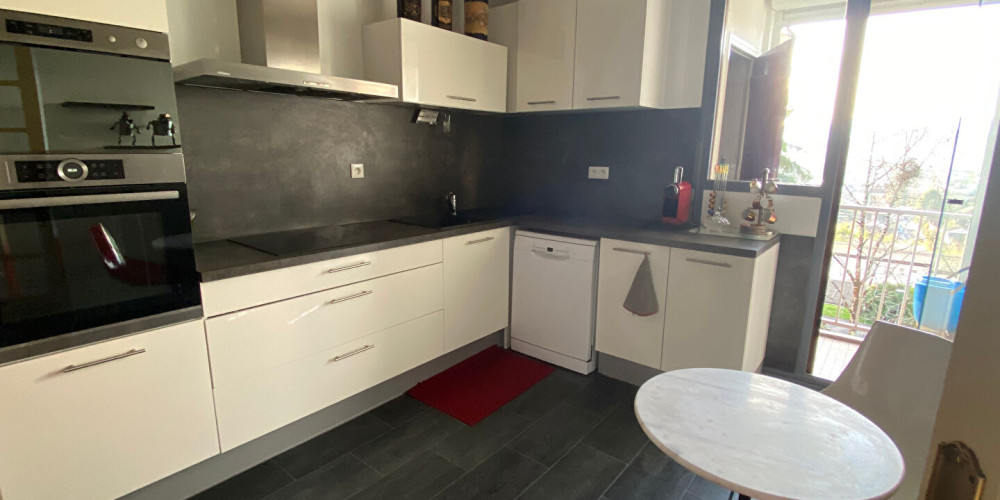 appartement à PAU (64000)