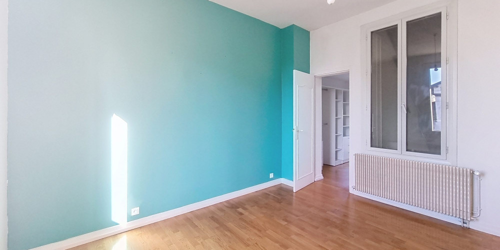 maison à JURANCON (64110)