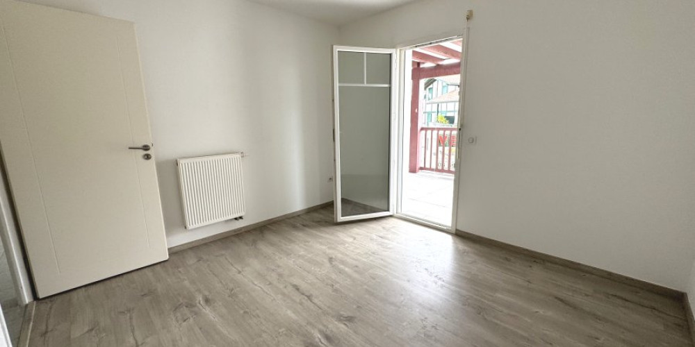 appartement à URRUGNE (64122)
