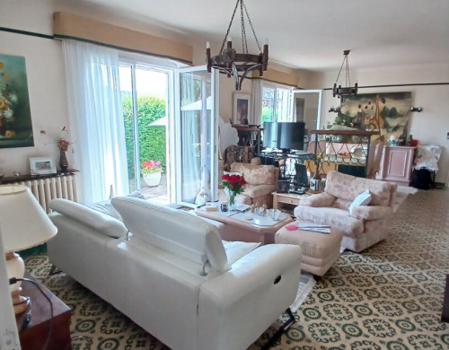 maison  ST PEE SUR NIVELLE