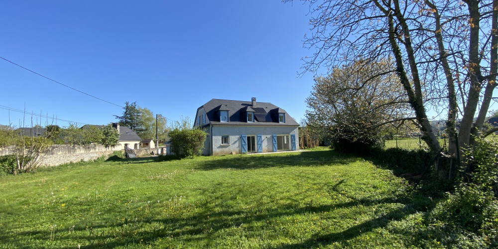 maison à LAGOS (64800)