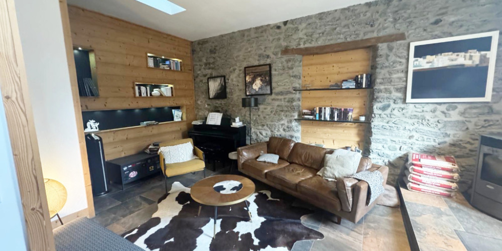 maison à CADEAC (65240)