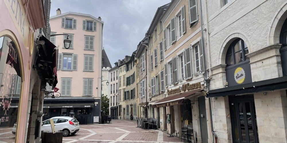 appartement à PAU (64000)