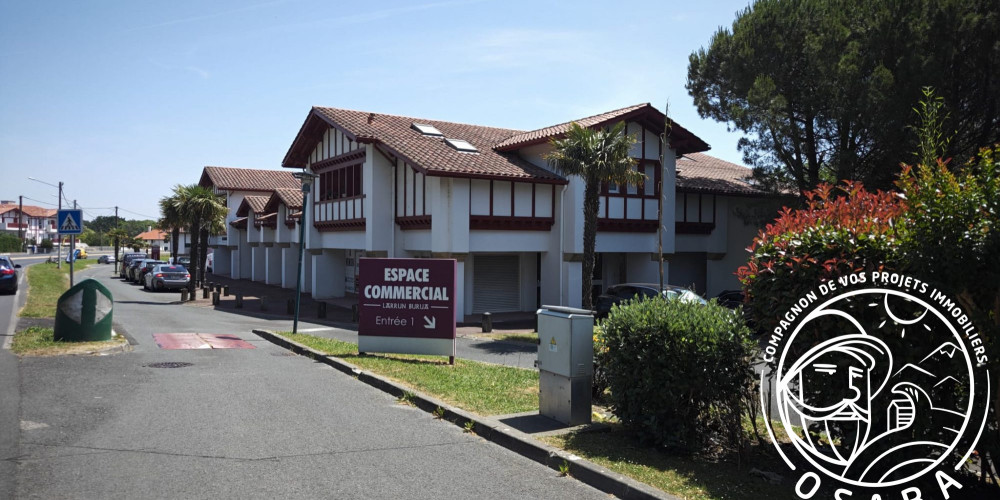 parking à BIDART (64210)