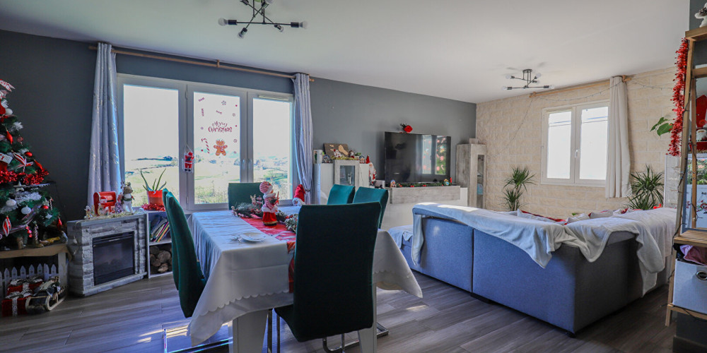 maison à SARE (64310)