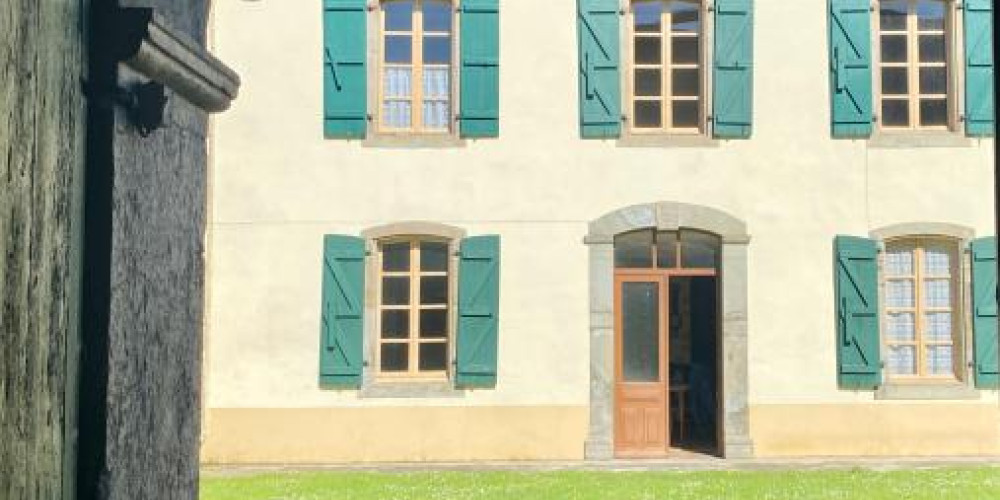 maison à MONTAUT (64800)