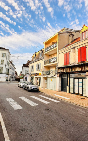 Local commercial  ORTHEZ