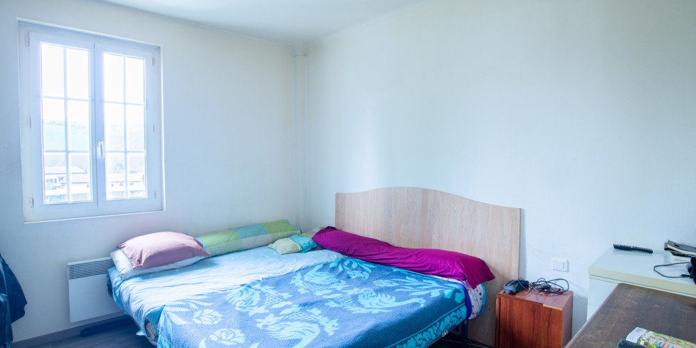 appartement à ST PEE SUR NIVELLE (64310)