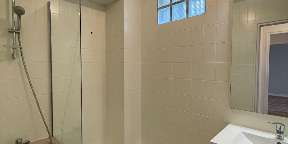 appartement à PAU (64000)