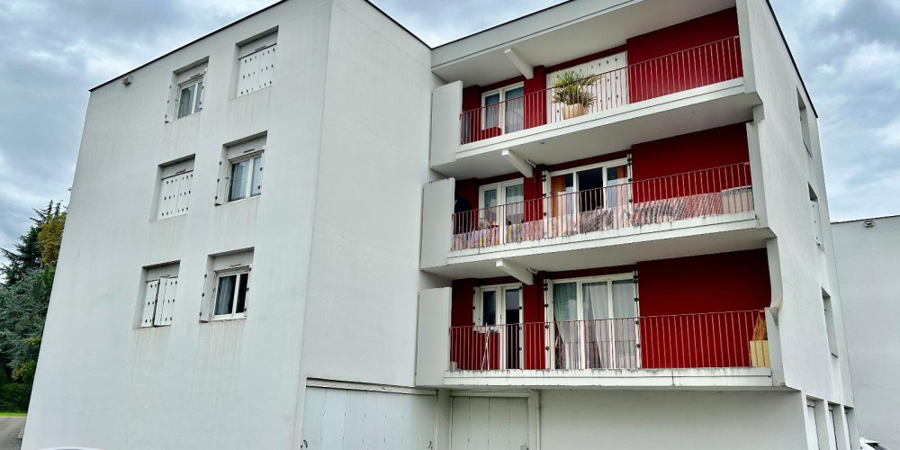 appartement à PAU (64000)