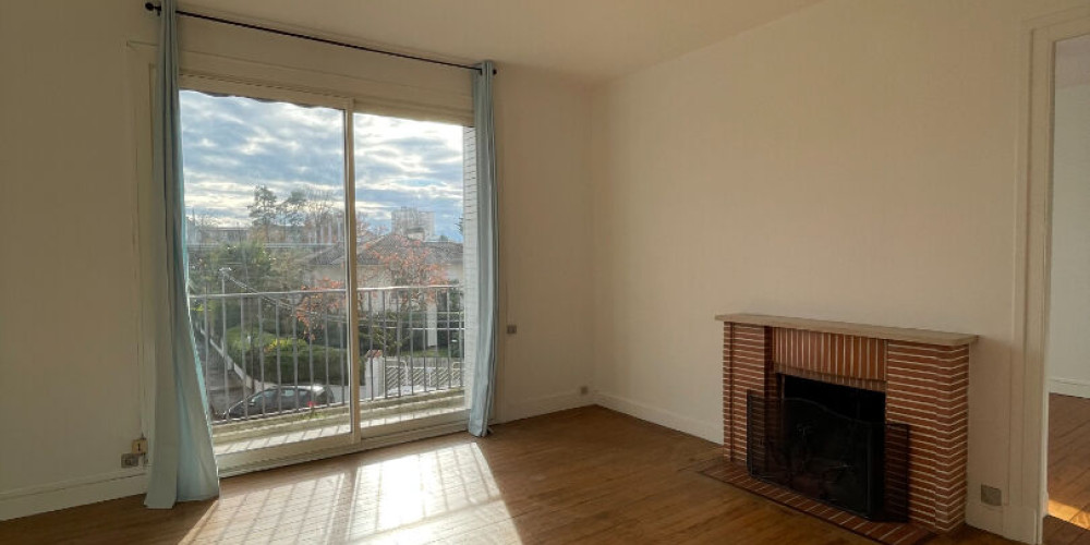 appartement à PAU (64000)