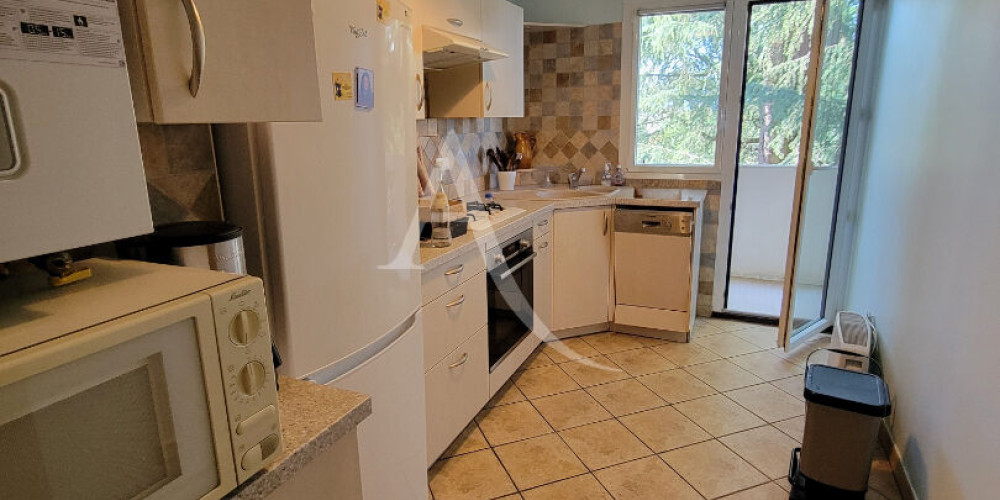 appartement à PAU (64000)