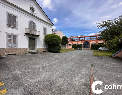 local commercial  TARBES