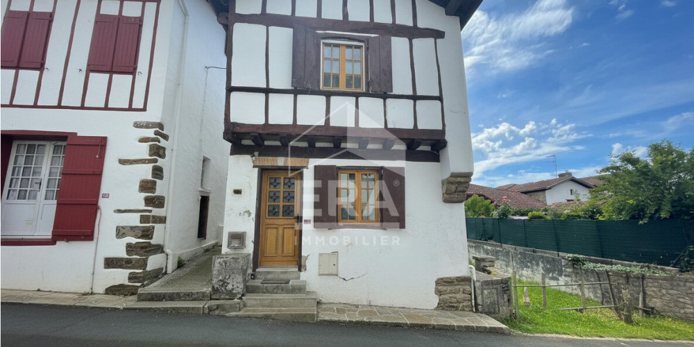 maison à LA BASTIDE CLAIRENCE (64240)