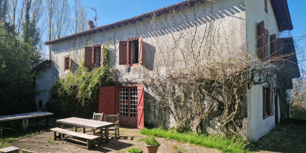 maison à ASCAIN (64310)