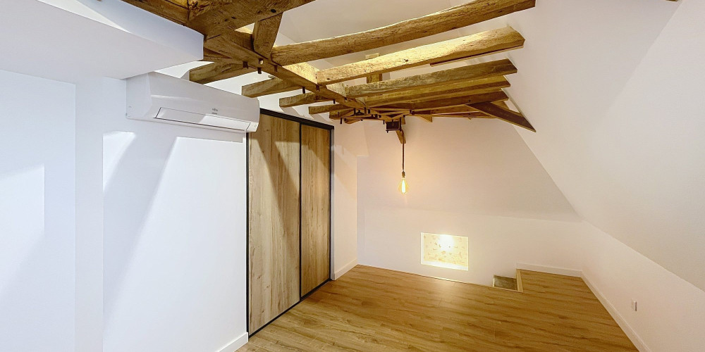 maison à THEZE (64450)