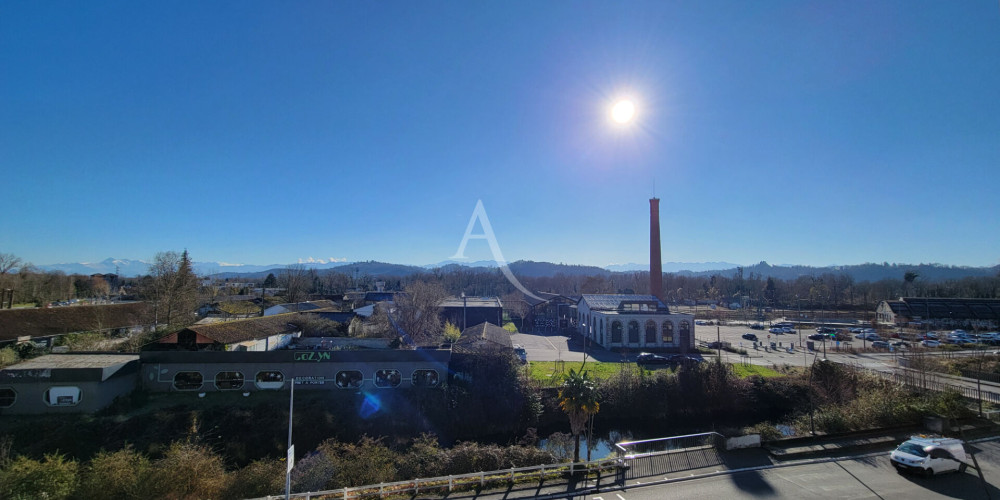 appartement à PAU (64000)