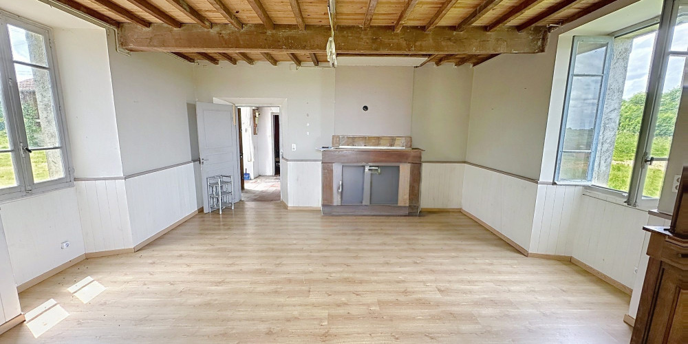maison à MAZEROLLES (65220)