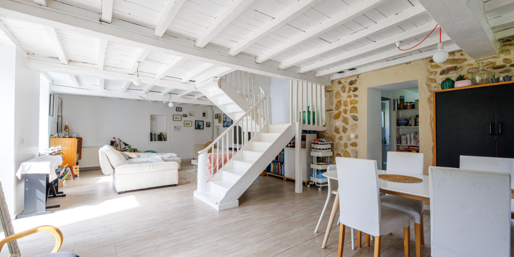 maison à PAU (64000)