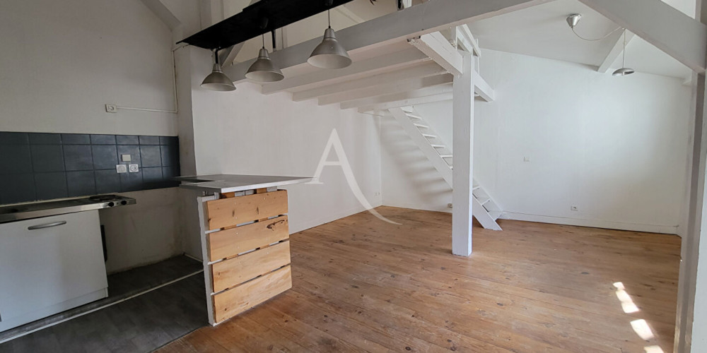 appartement à PAU (64000)