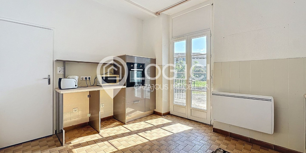 appartement à NAY (64800)