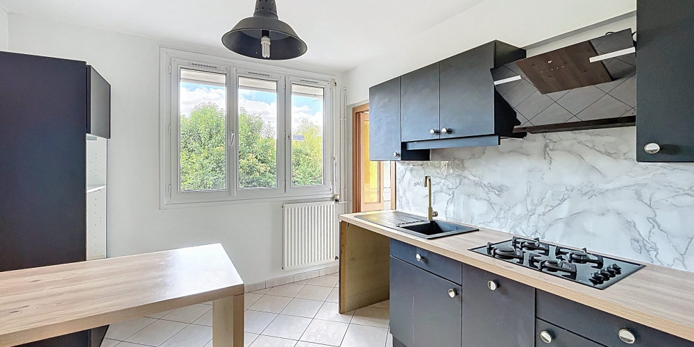 appartement à LONS (64140)