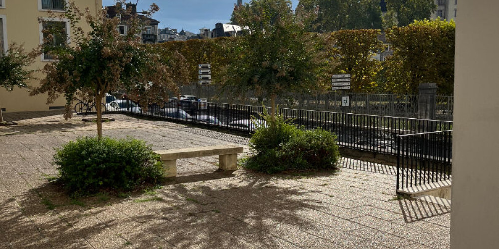 appartement à PAU (64000)