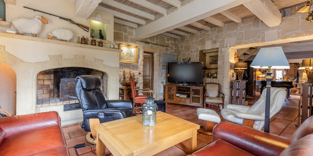 maison à MORLAAS (64160)